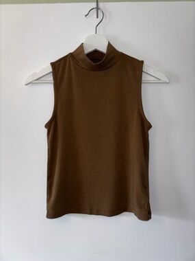 GAP Brown Sleeveless Mock Neck Crop Top